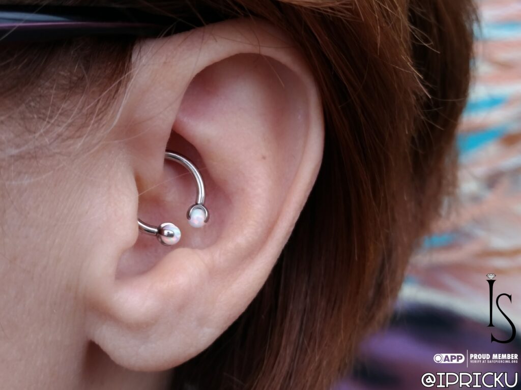 Daith Piercing