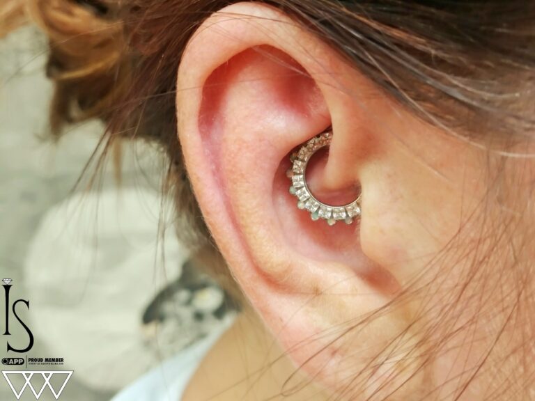 Daith Piercing