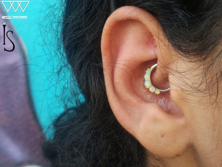 Daith Piercing