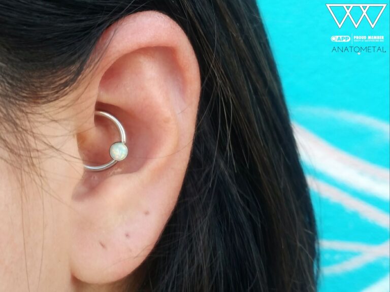 Daith Piercing